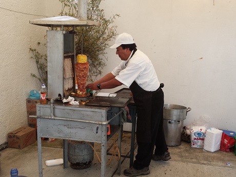 Trompo de tacos al pastor