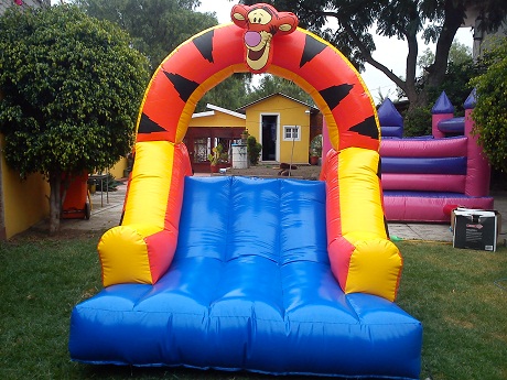 Mini inflablito Tigger vista central
